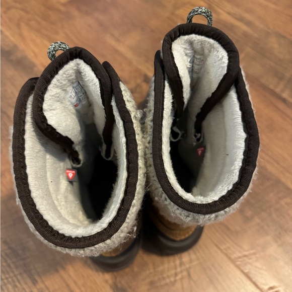 North face waterproof boots - Picture 4 of 6